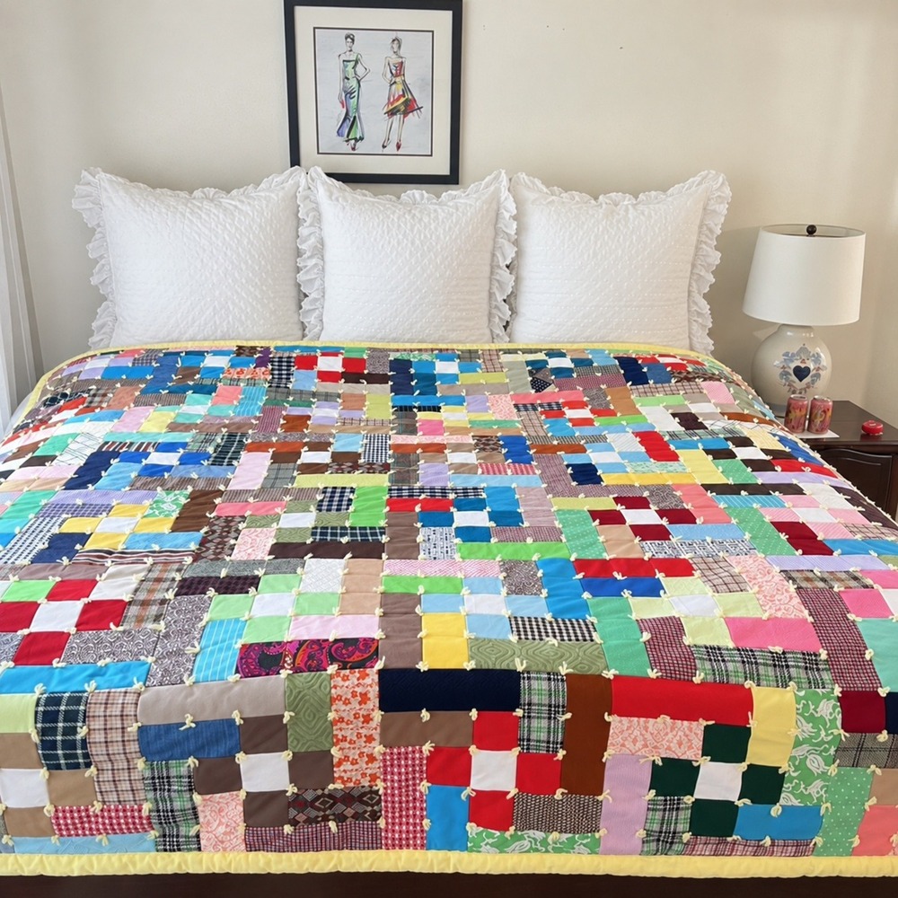 VTG 70s Handmade Double Knit Scrap Patchwork Yarn Tied Quilt 84x95 Queen/King